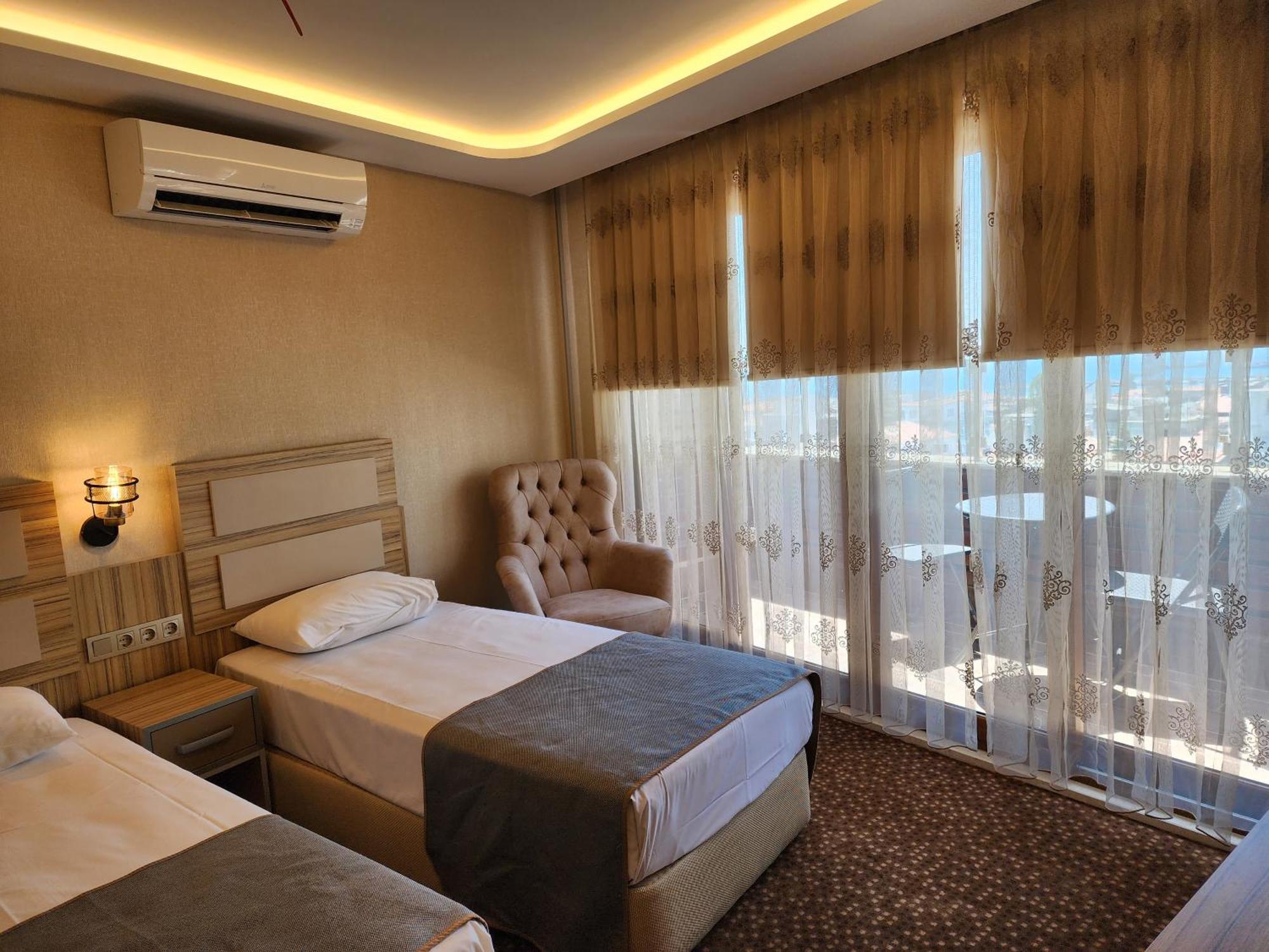 Nanda Otel